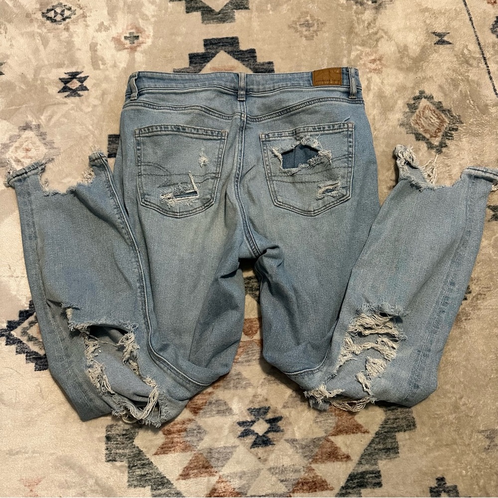 American Eagle Distressed Light Blue Women's Jeans size 12 long - Picture 4 of 8